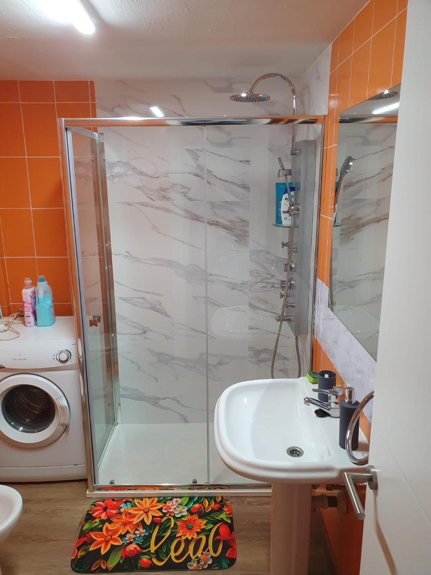 Vistas Monte Naranco Apartamento Con Parking 5Euros Al Dia Oviedo Eksteriør billede