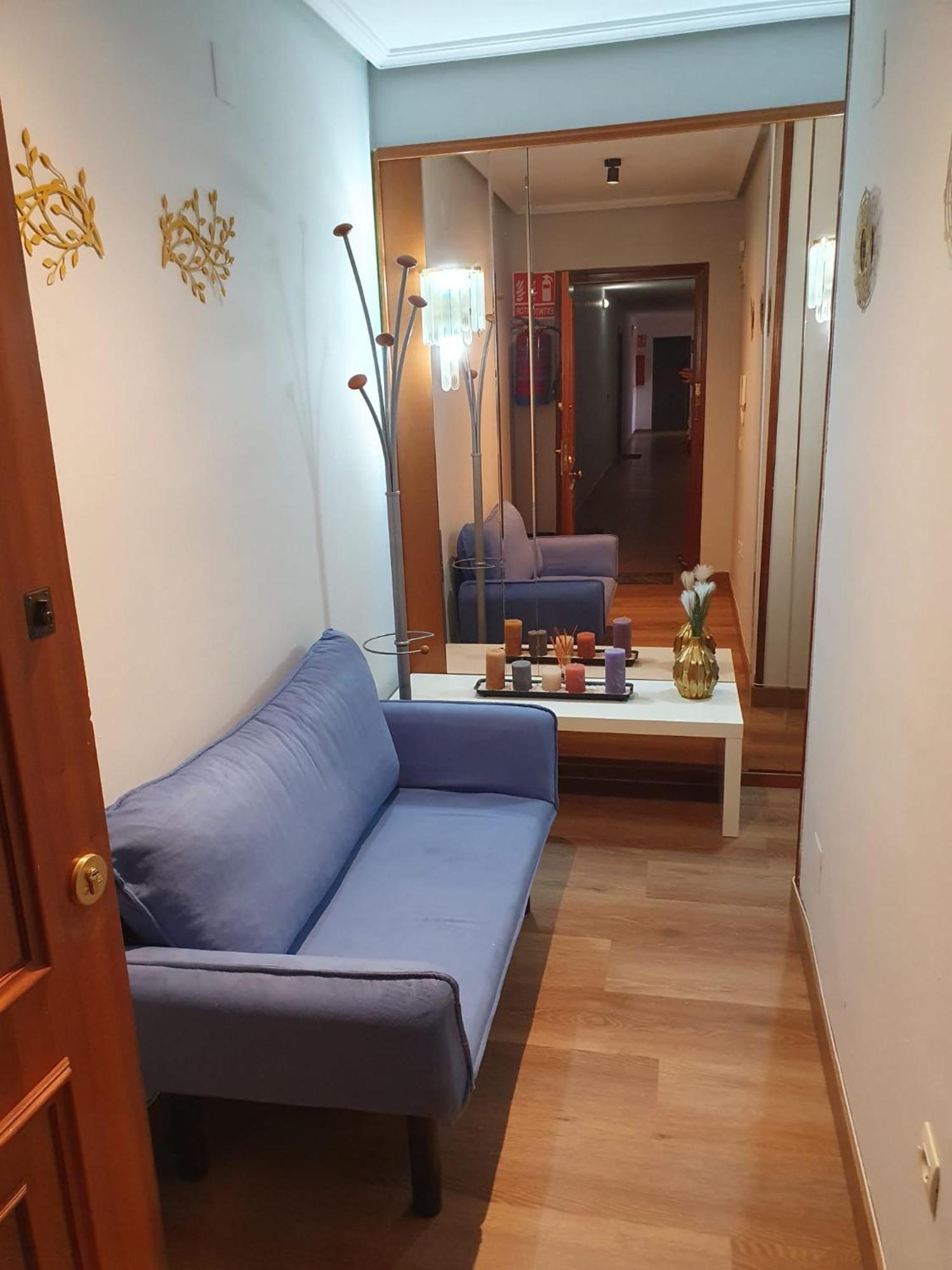 Vistas Monte Naranco Apartamento Con Parking 5Euros Al Dia Oviedo Eksteriør billede